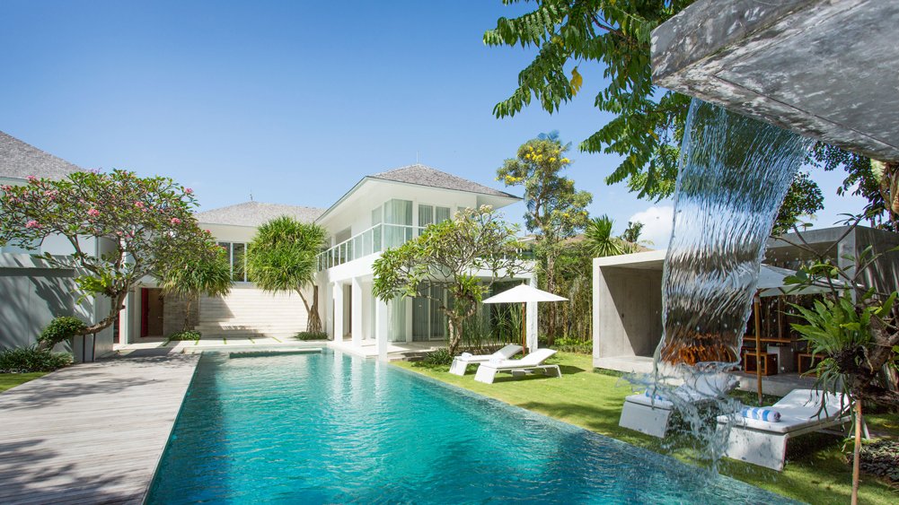 Villa Canggu - Villa South pool and villa